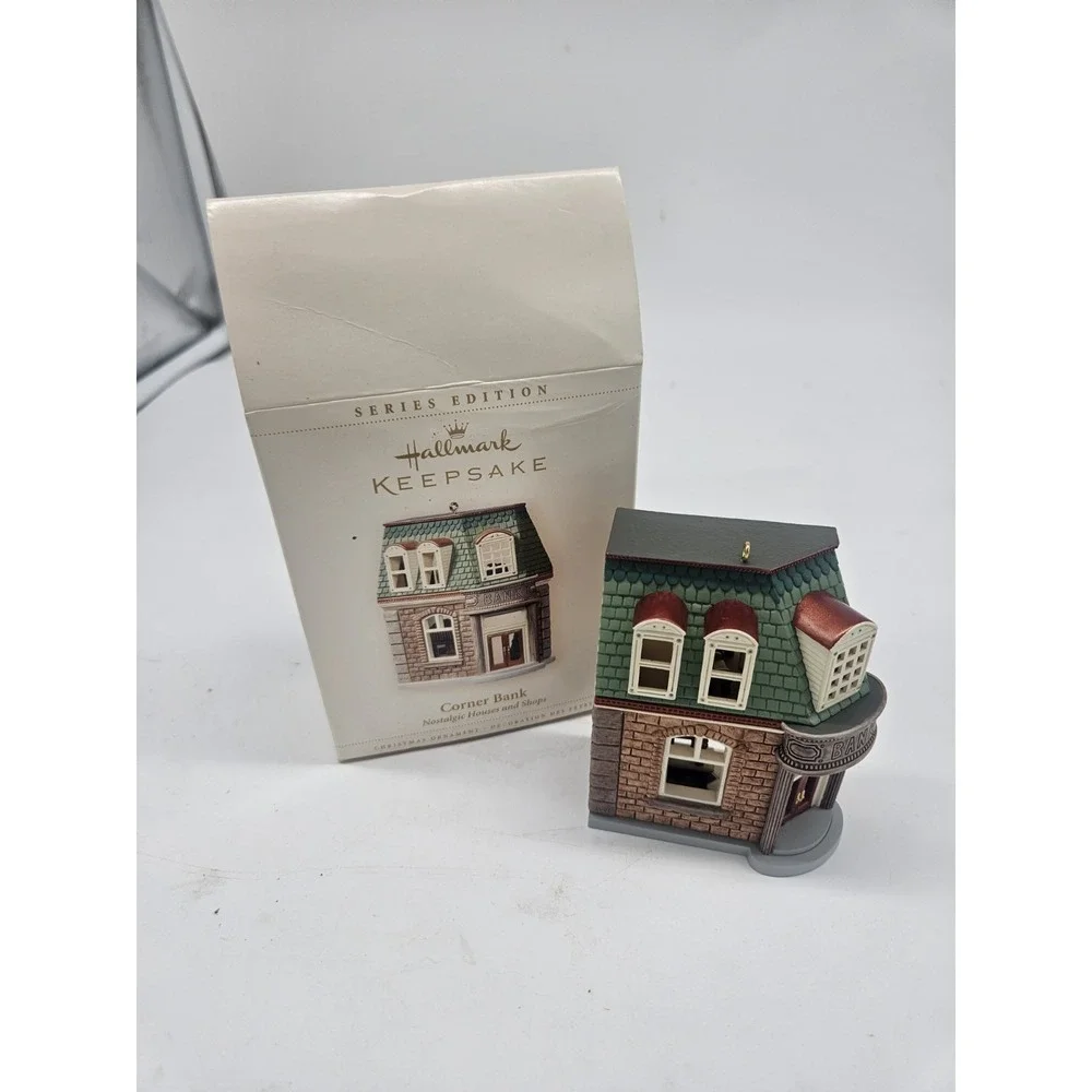 Hallmark Keepsake Series Edition Nostalgic Houses and Shops 'Corner Bank' (2006)